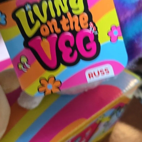 Living On The Veg, 2 Pack, NWT - Picture 5 of 5